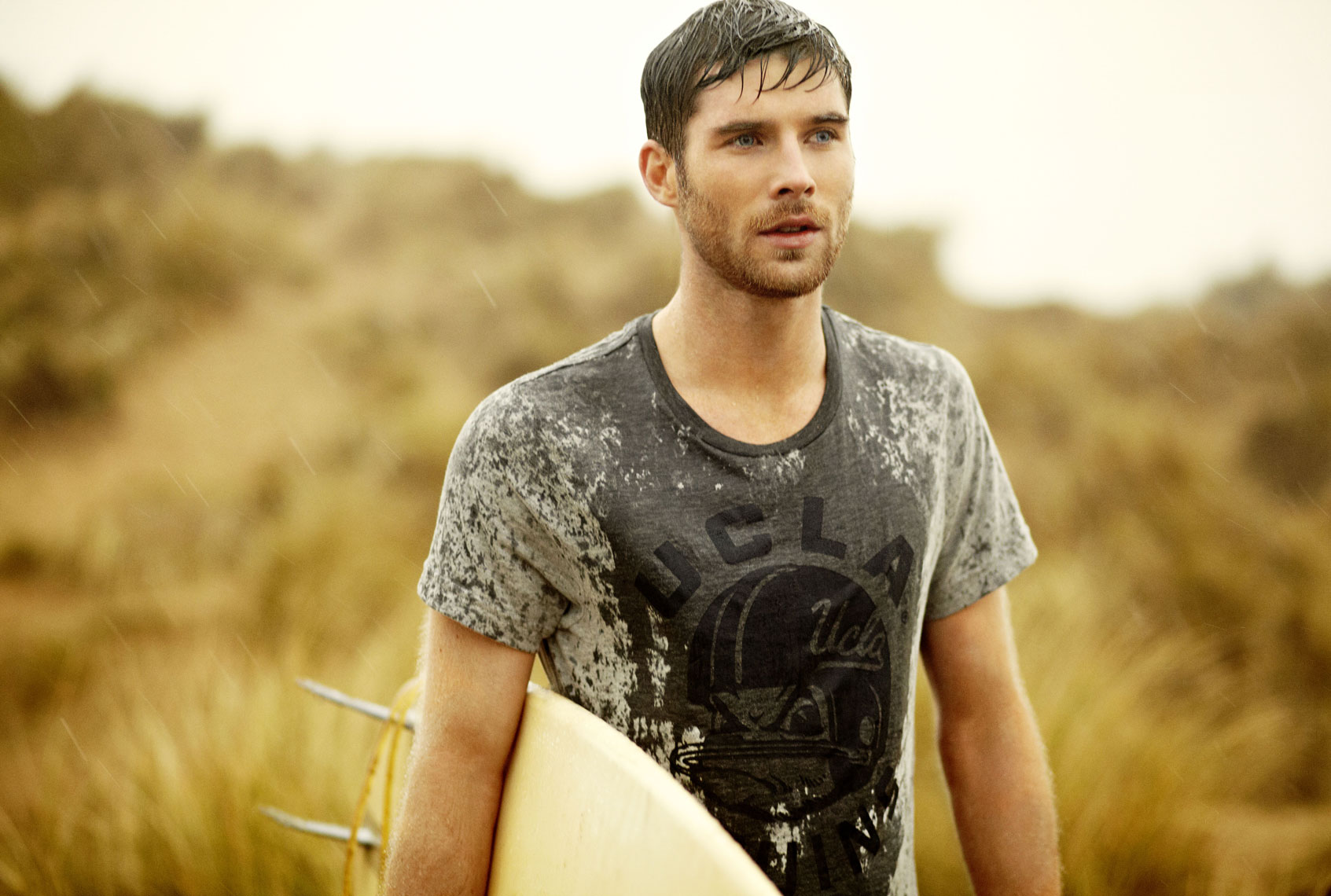 issie-gibbons-fashion-stylist-UCLA-AW14-winter-surf-rain