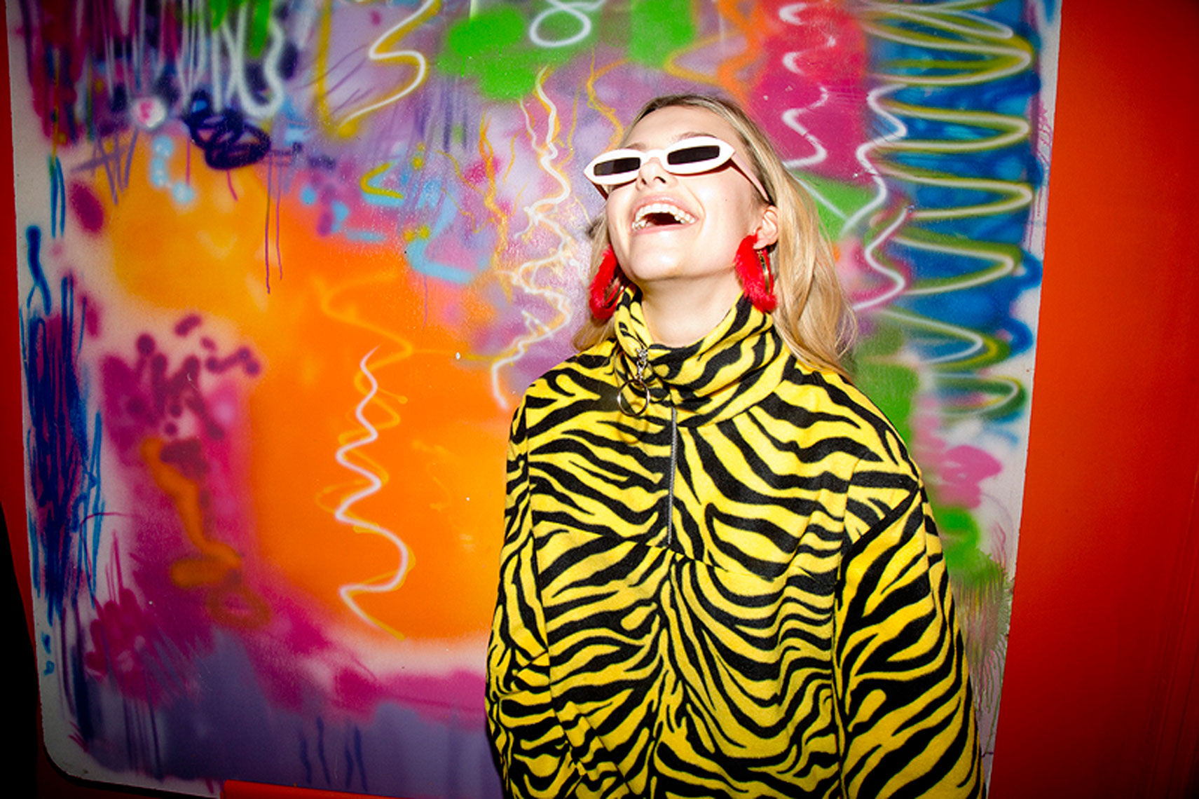 issie-gibbons-fashion-stylist-margate-zebra-colour-fluff-art
